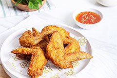 ปีกไก่ทอดน้ำปลา